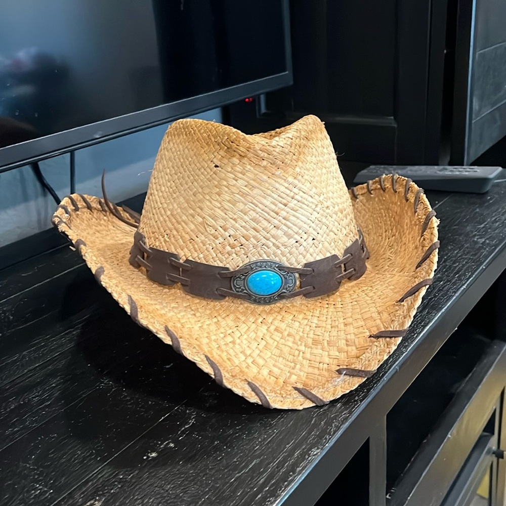 Vamuss cowboy hat with turquoise gem